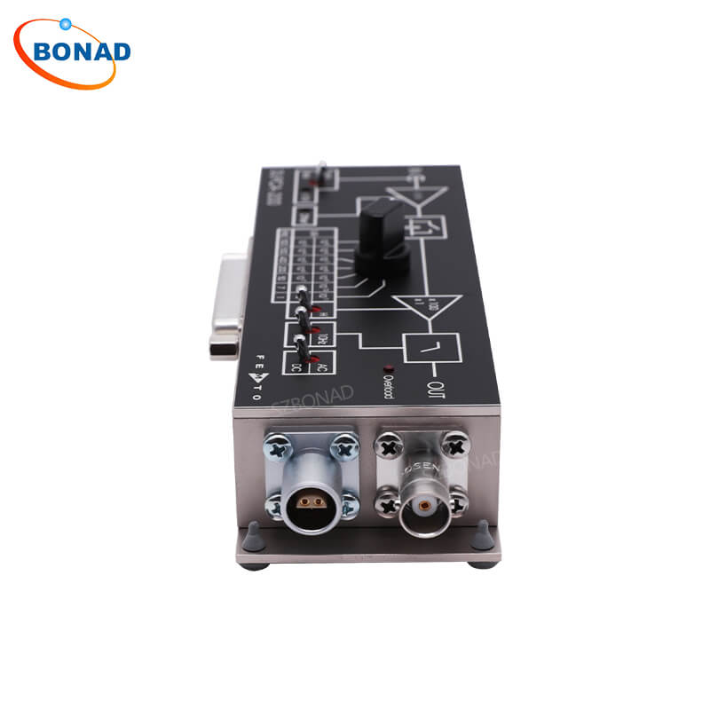 DLPCA-200可(ke)變增(zeng)益電流放大(da)器